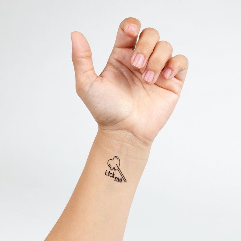 HEMLIG LEK - SET MED 10 GODISKOLLEKTION TILLFÄLLIGA TATUERINGAR