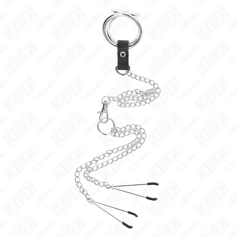 KINK - TRIPPEL KROMMETALLPENISRING 3 CM TILL 4,5 CM MED 26 CM METALLKEDJA OCH BRÖSTVÅRTKLÄMMOR